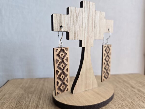 20251013_130316 guemil oak earring