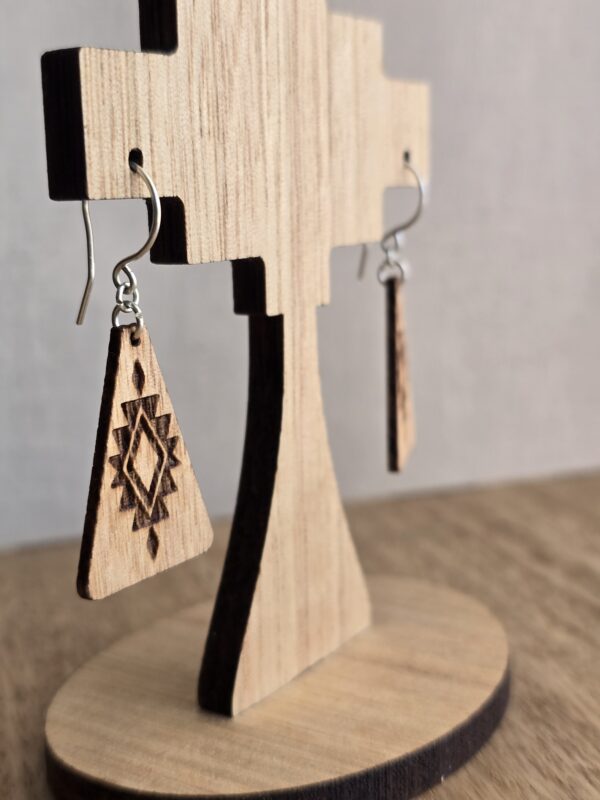 Wangülen oak earrings