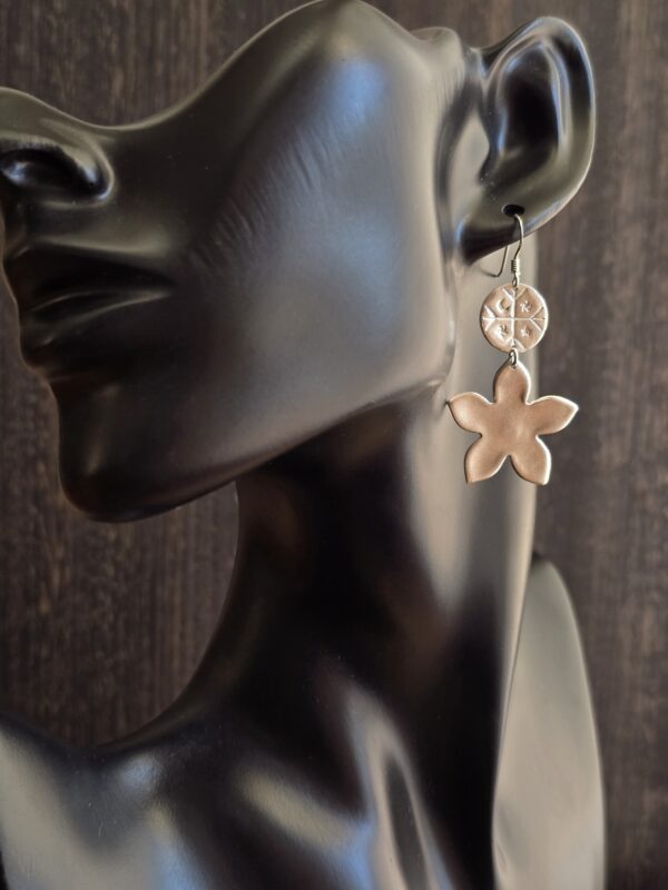 20251014_140601 flower power