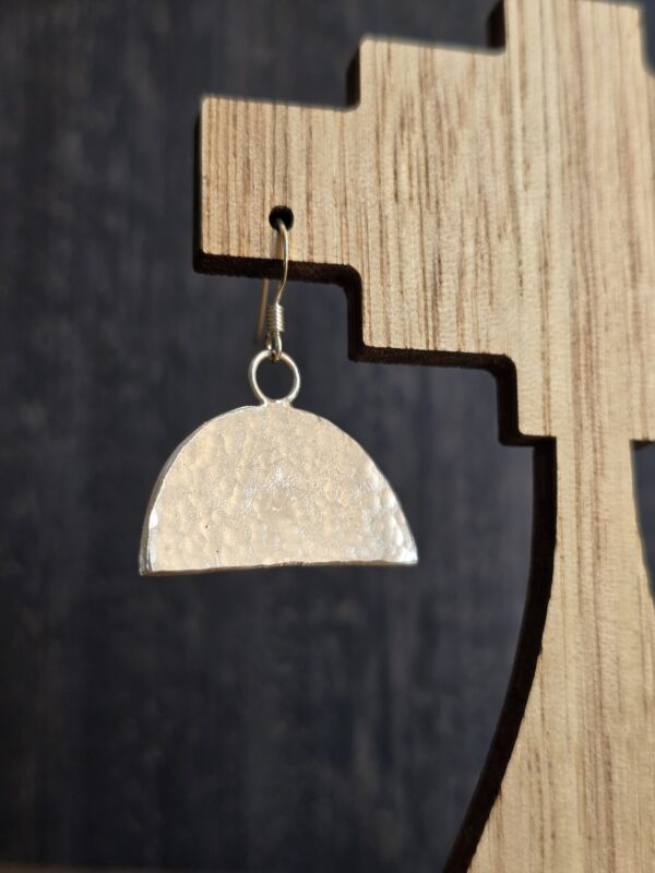 20251015_130322 rustic half moon