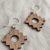 ngümin oak earrings