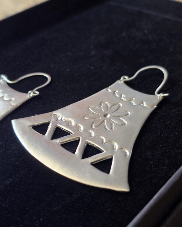 Upul silver earrings