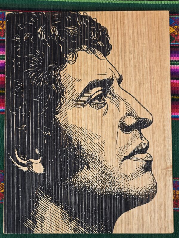 Wooden Engraved Victor Jara profile
