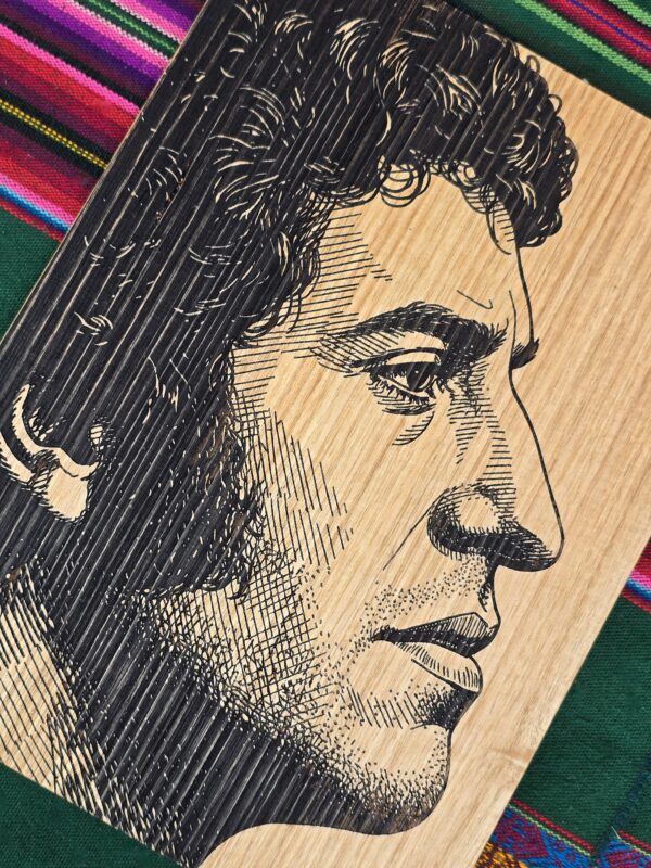 Wooden Engraved Victor Jara profile