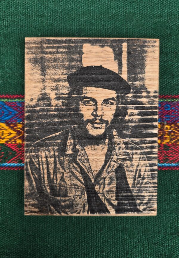 20251208_114308 Wooden Engraved Che guevara