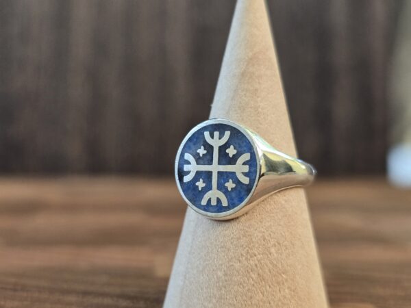 20251218_172212 lapiz lazuli kultrun signet / Anillo lapiz lazuli kultrun
