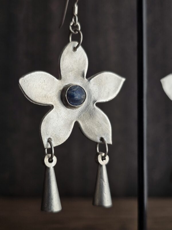 20260120_135704 Foye Rayen ''Canelo flower''