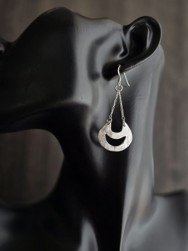 20260120_143619 Küyen Ñamku ''Wise Moon''